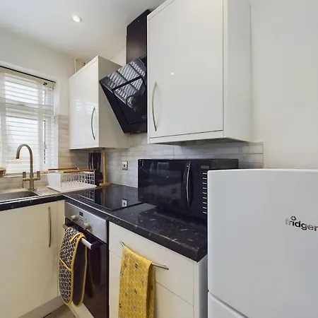 Fabulous Quiet Chelmsford Apartment - Free Parking Exterior photo
