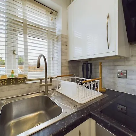 Fabulous Quiet Chelmsford Apartment - Free Parking Exterior photo