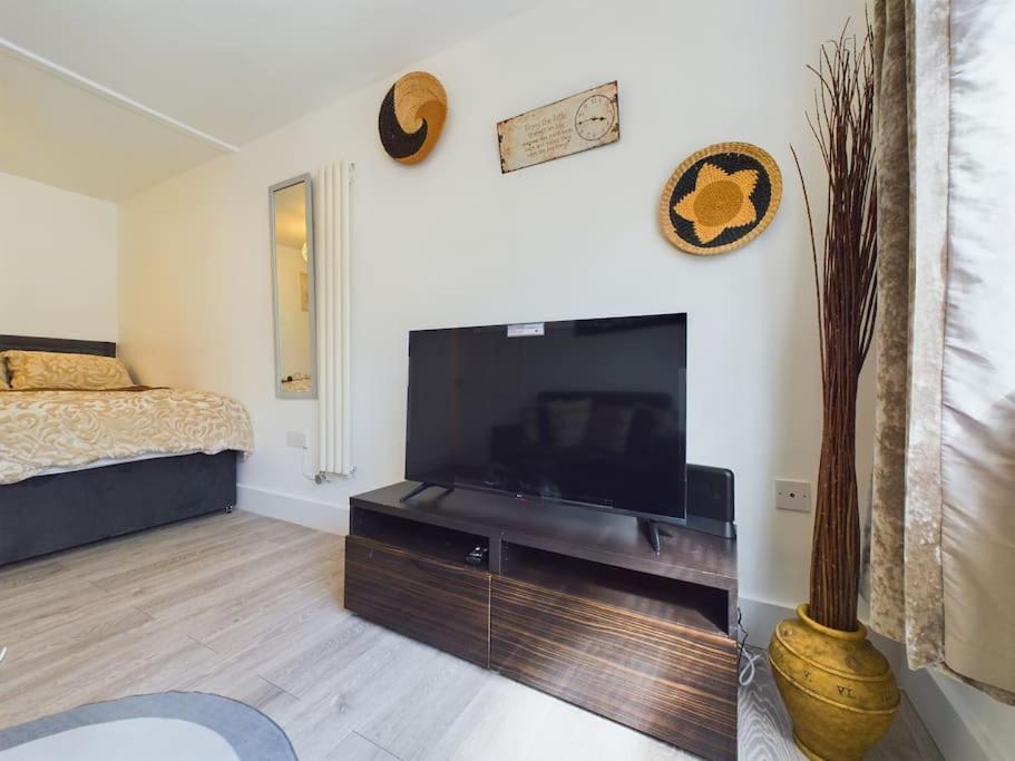 Apartment Fabulous Quiet - Free Parking